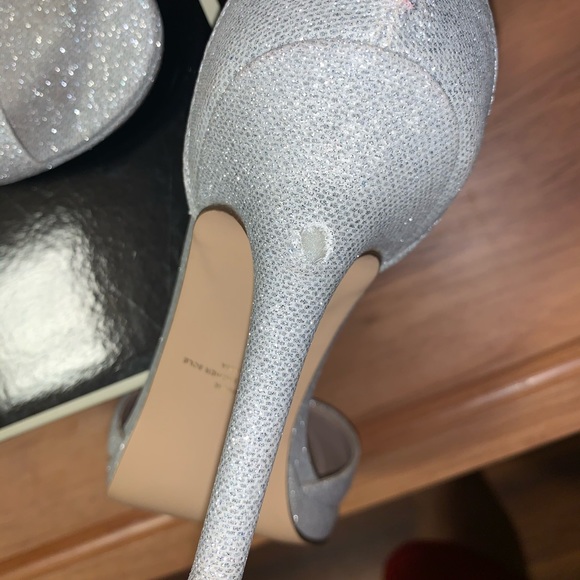 Heels - Picture 2 of 3